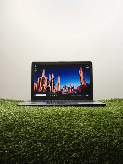 Ігровий ноутбук Asus (i7-8gen/MX150 (4 ГБ)/16 DDR4/128 SSD + 1 ТБ HDD)