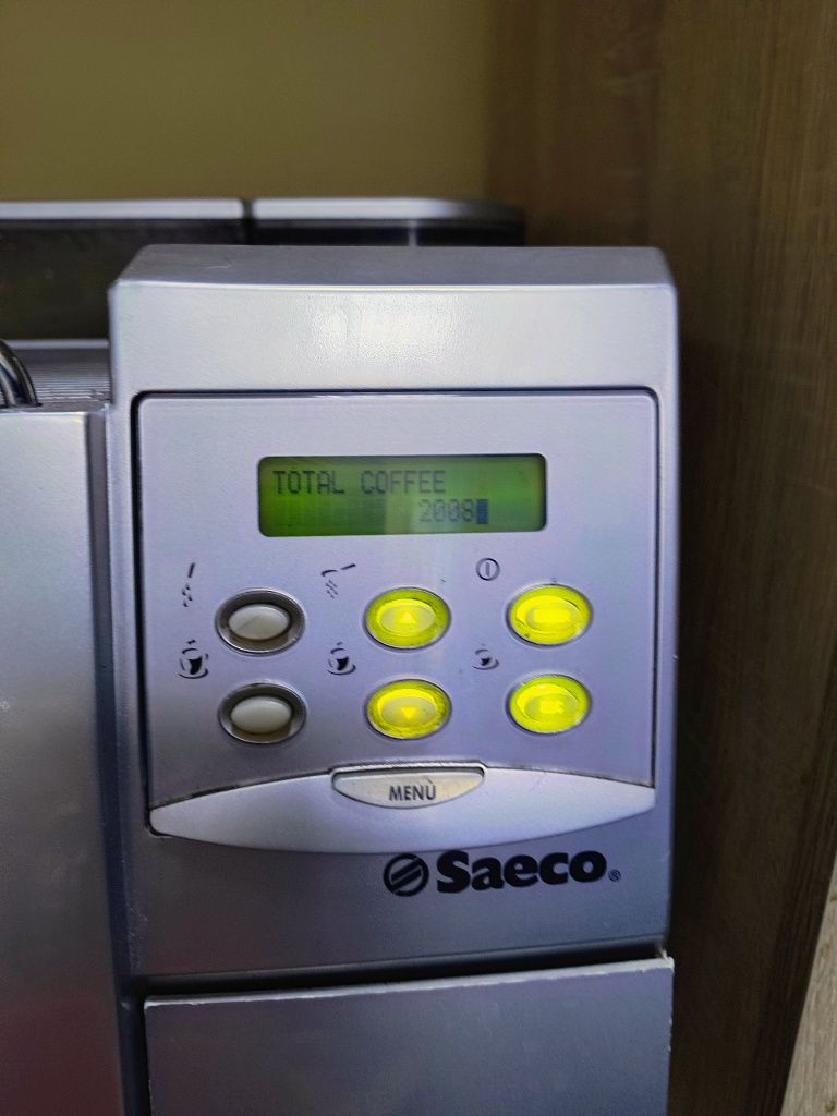 Продам Кавомашину Saeco