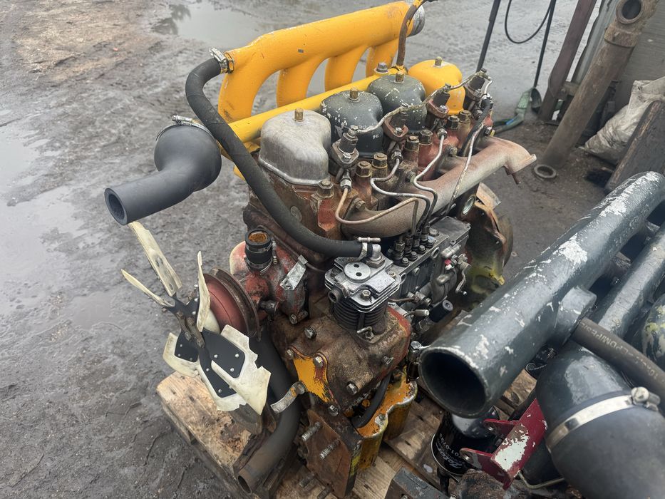 Silnik 4 cylindrowy Ursus Zetor 60 KM 64 KM C-360/7211/6211/5718/6011