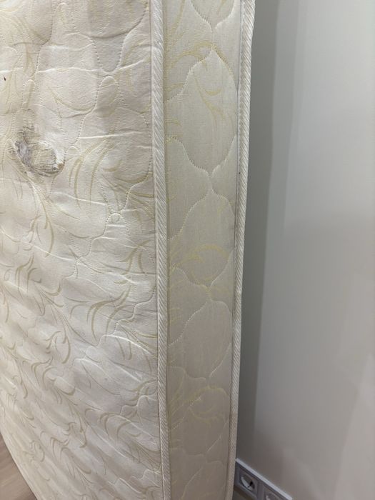 Матрац (розмір 140*190)