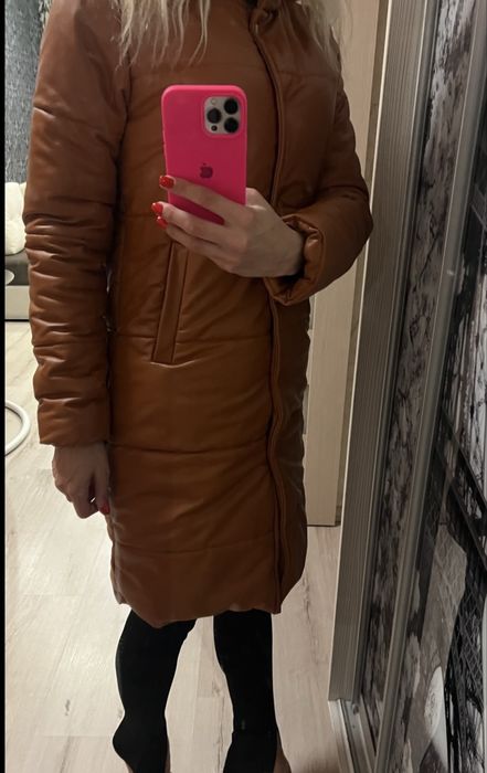 Жіноче трендове зимове довге пальто