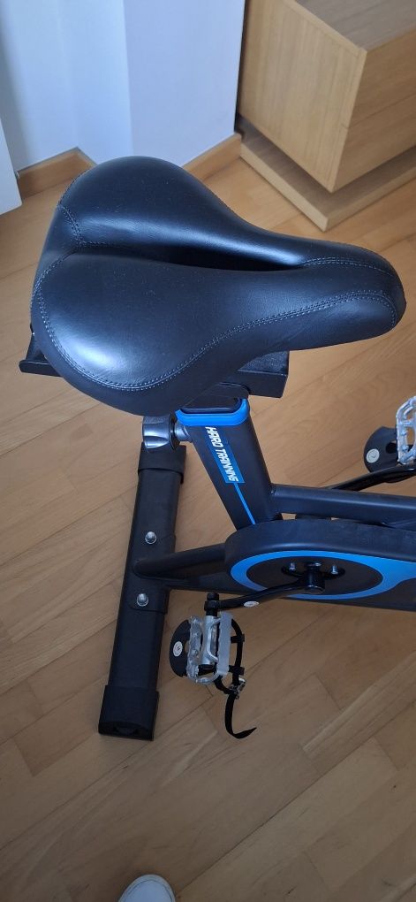 Bicicleta de Spinning BEHUMAX Extreme Fit 1500