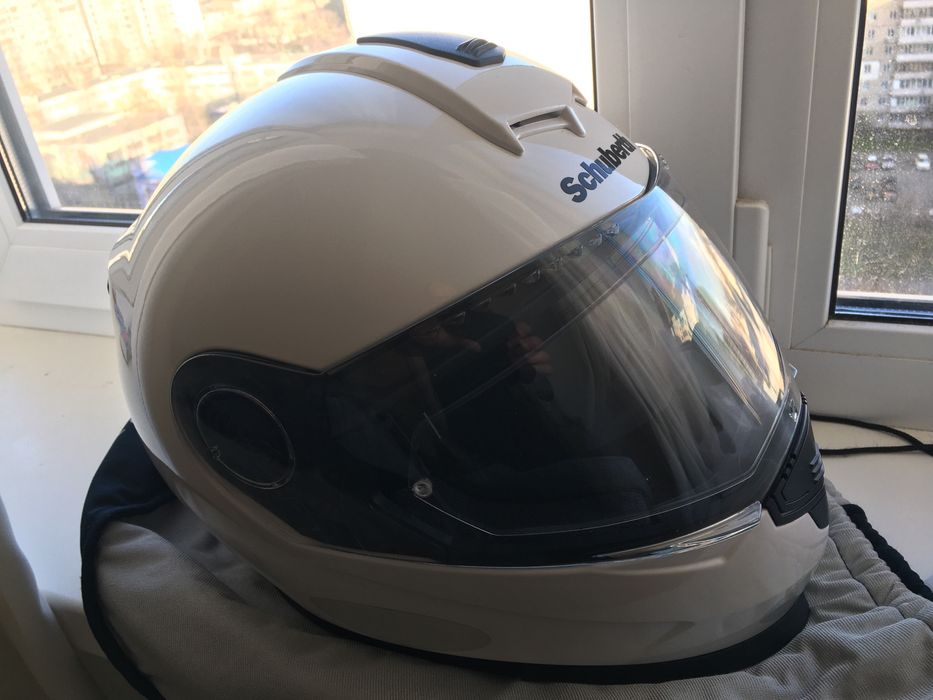 Захист шолом на електро велосипед schubert bmw arai