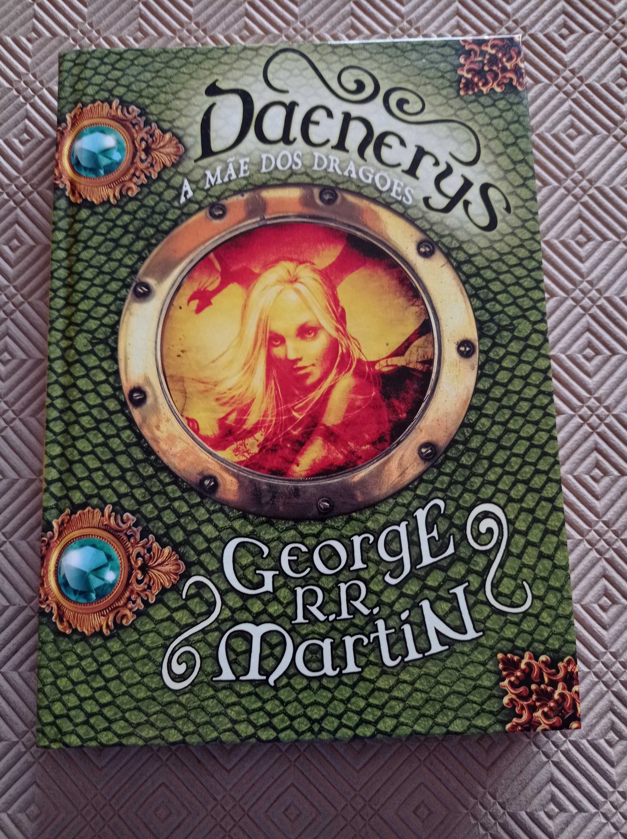 Livro Daenerys A mãe dos dragões