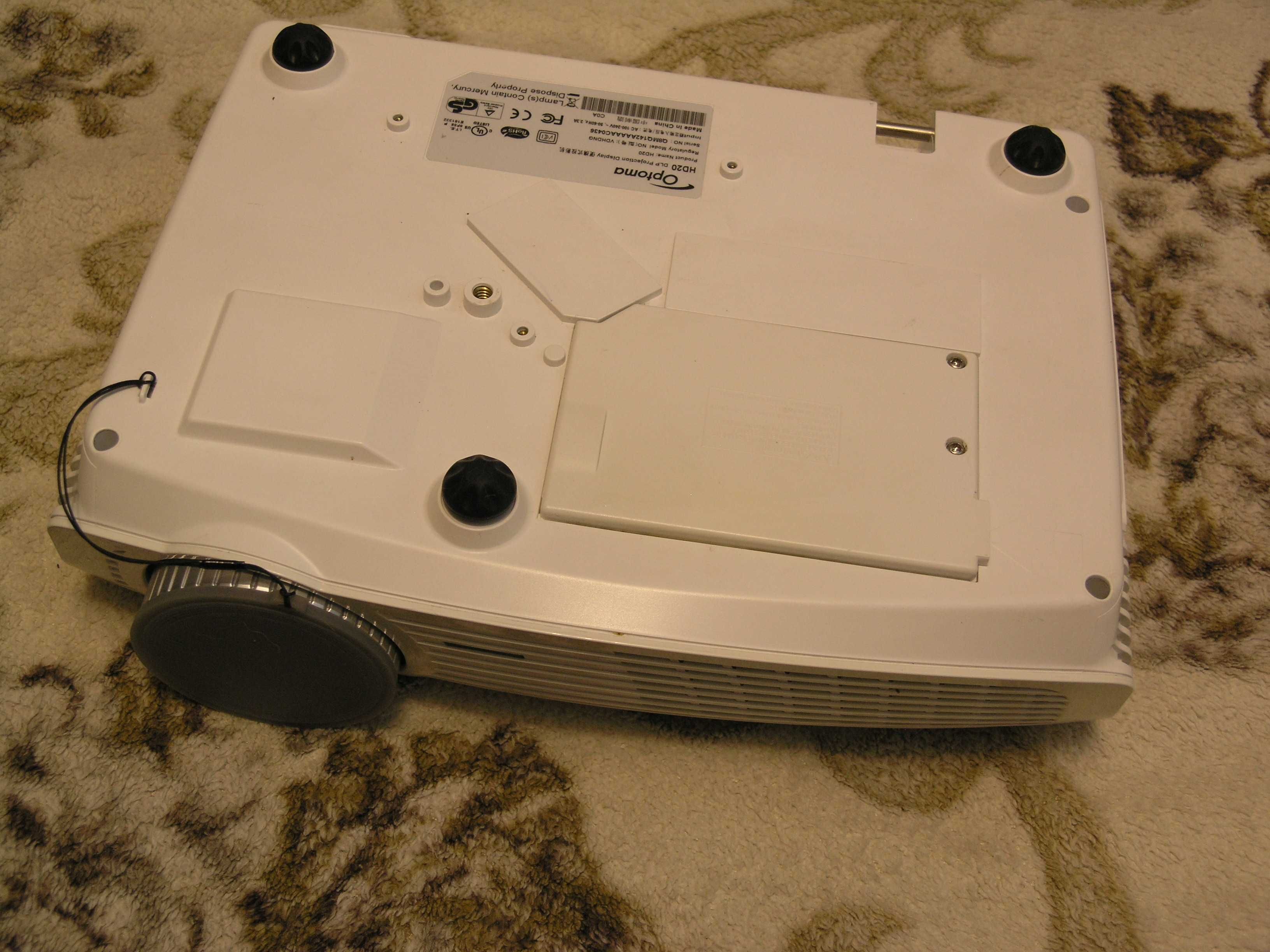 DLP проектор Optoma HD20 (для дом кино 1920*1080 FullHD)