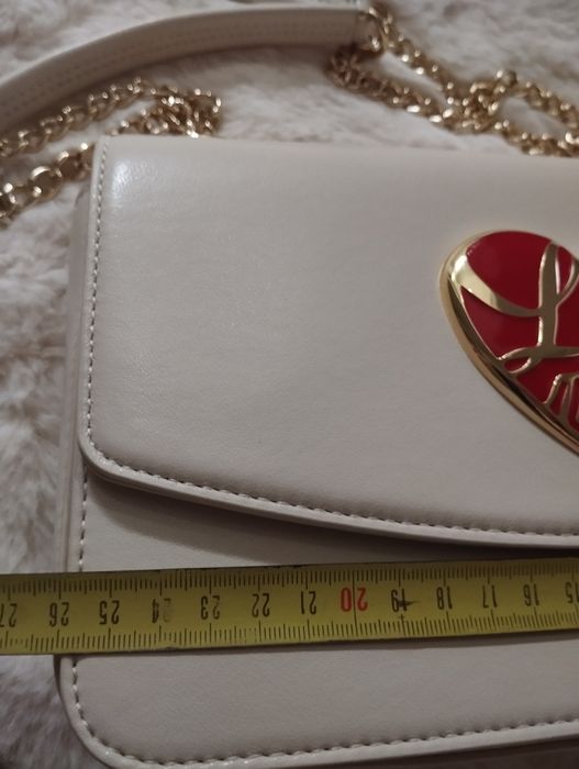 Mala love moschino original