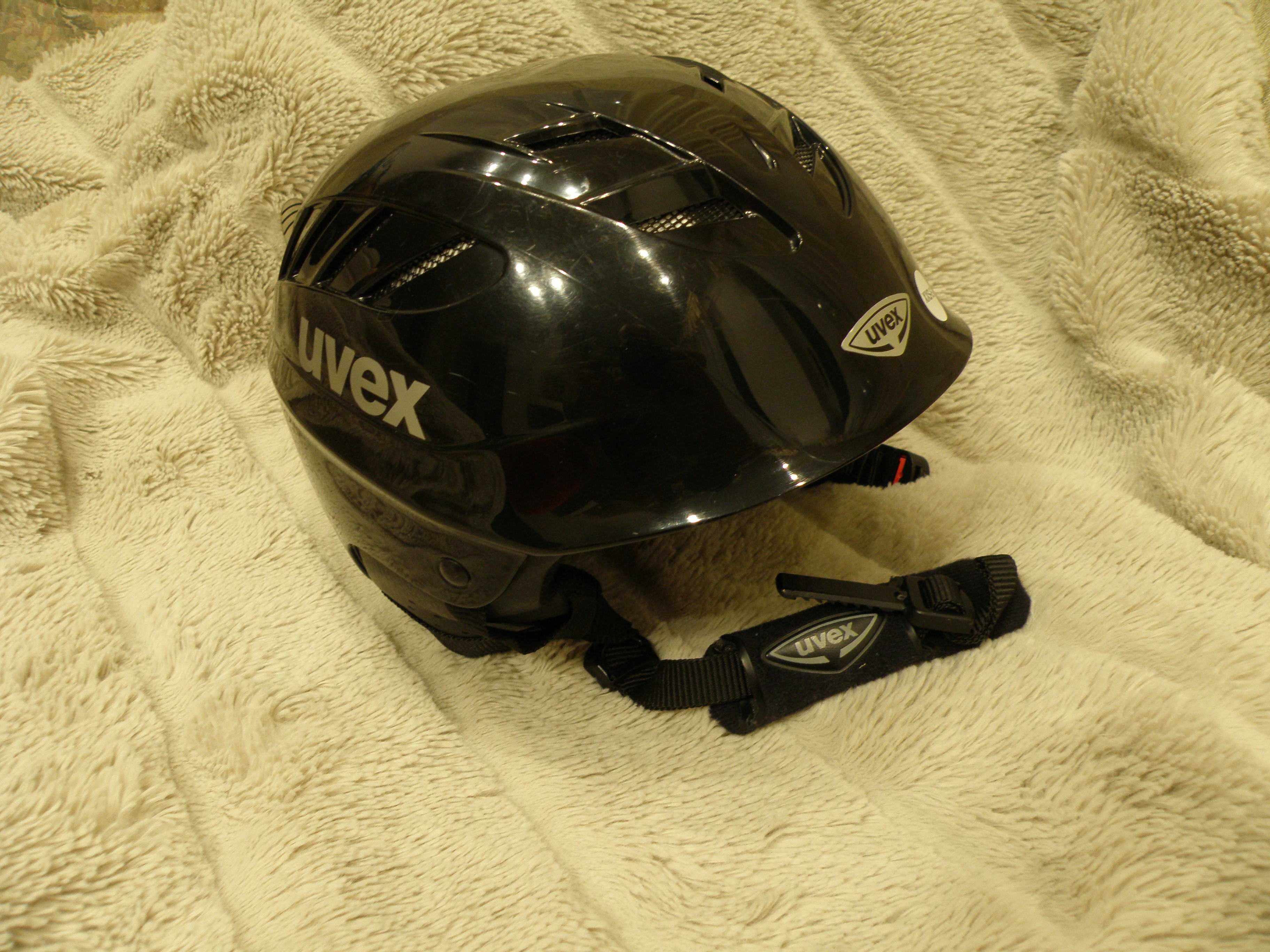 Kask narciarski UVEX 51-56