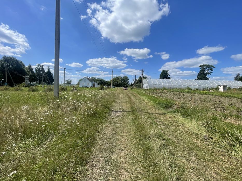 Ділянка в центральній частині під будівництво