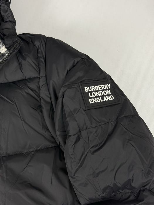 Пуховик Жилетка Burberry London