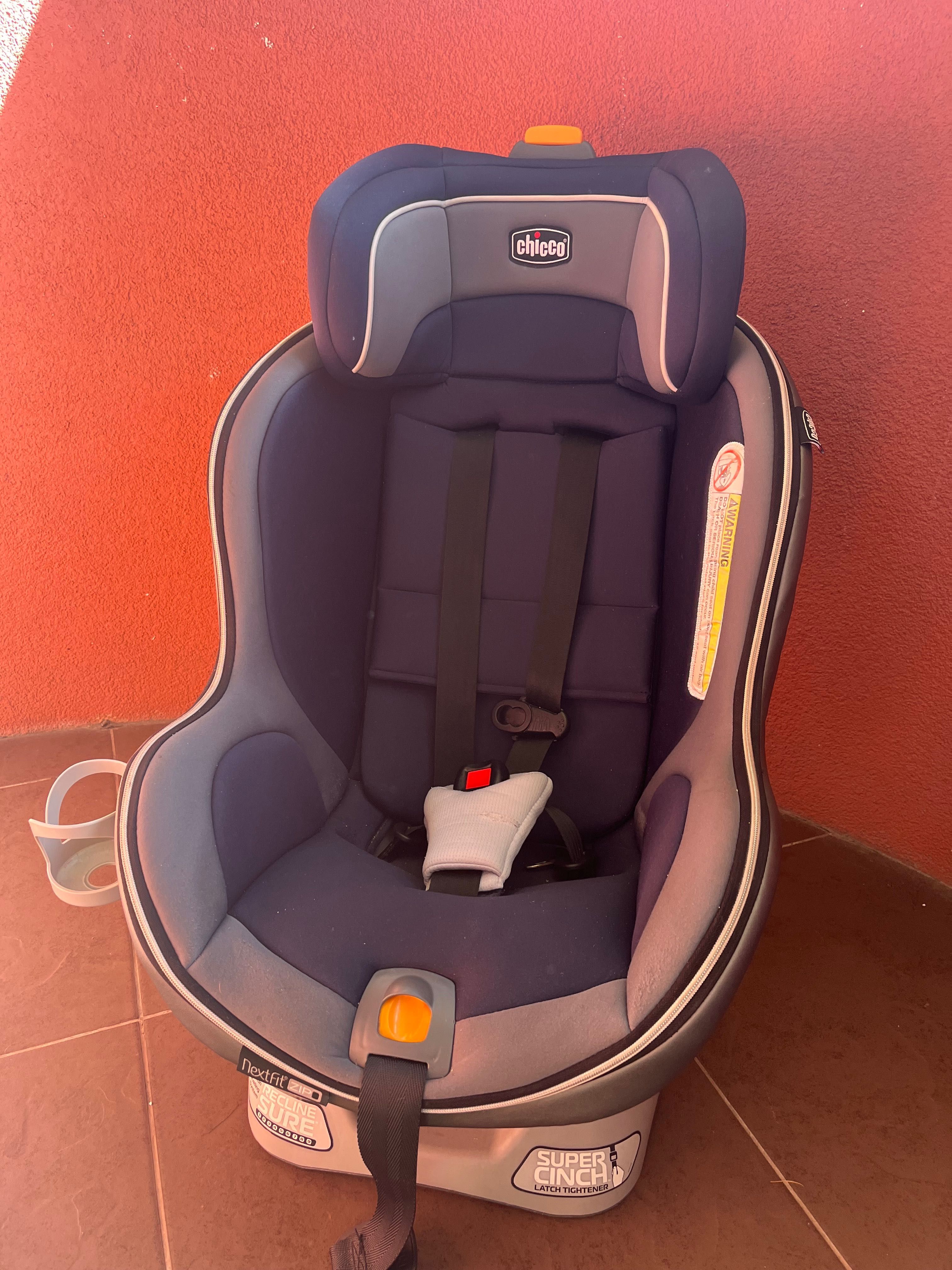 Автокрісло Chicco NextFit Zip Max Air