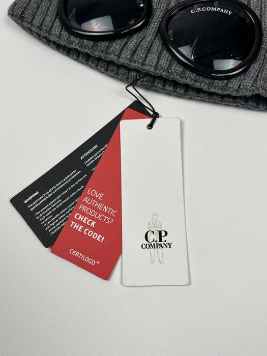 Шапка c.p company