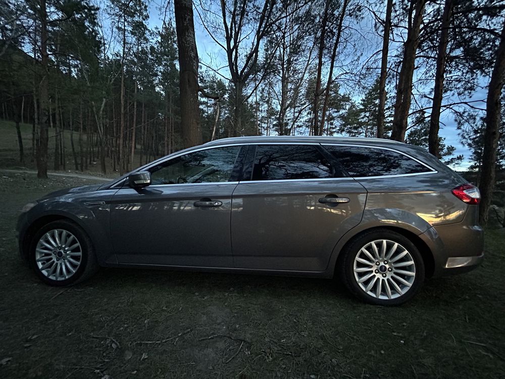 Ford Mondeo 2013 PLATINUM