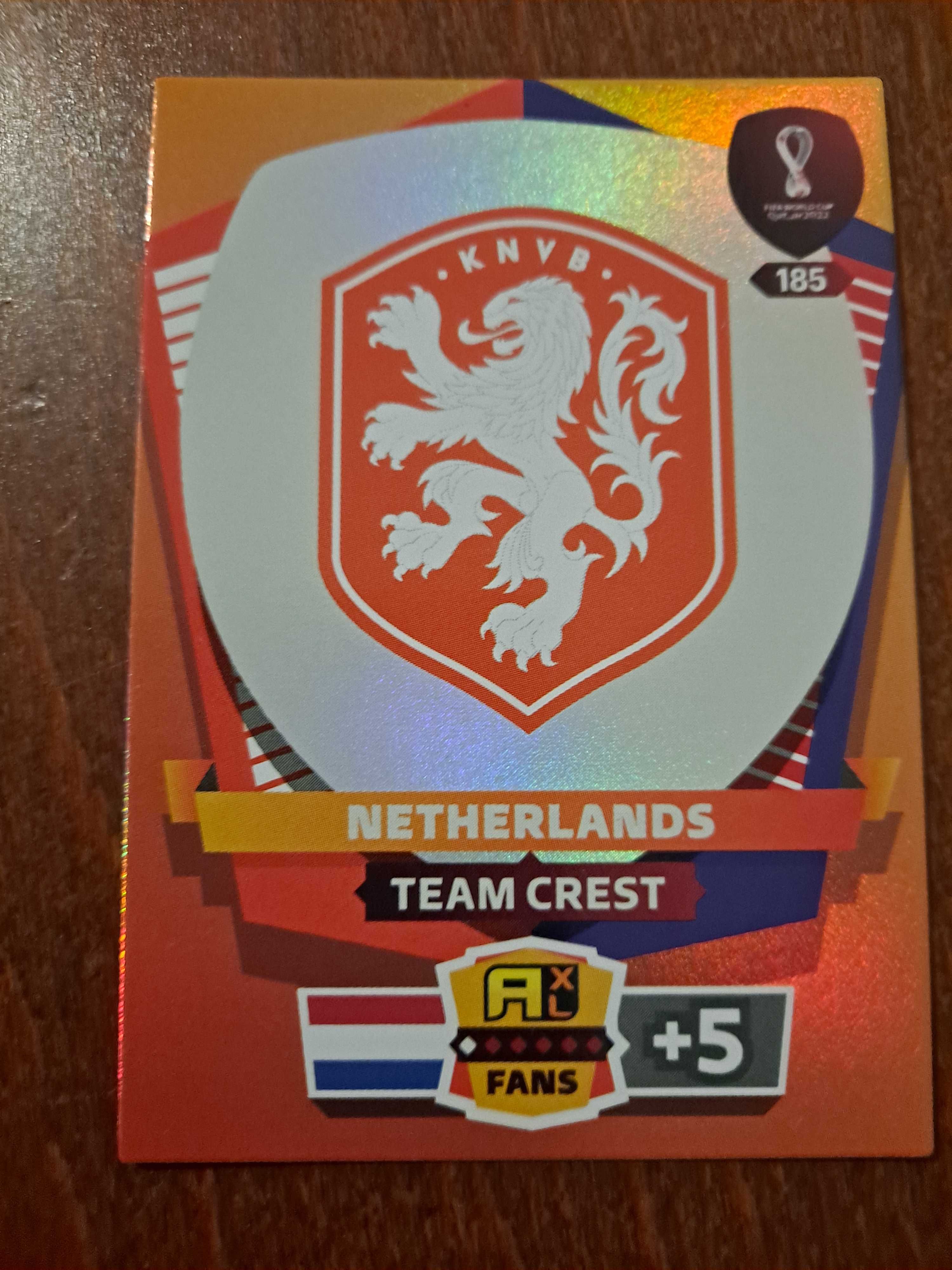 Panini FIFA World Cup Qatar 2022.Team Crest.Holandia 185