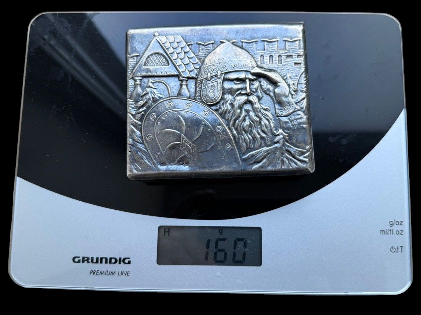 Серебрянная коробка 84°, Хлебниковь