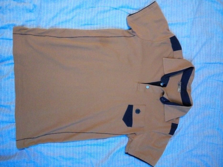 Fajny komplet markowych ubrań , spodnie Reserved , koszulka , bluza .
