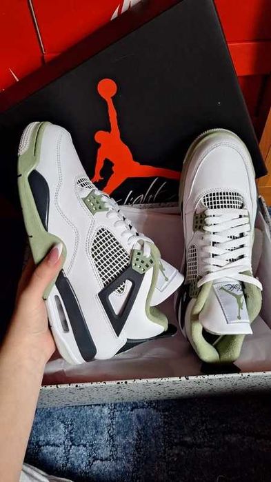 Jordan_4_Retro_White_Seafoam Biegania / Roz.43