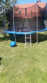 trampolina duża ,do naprawy