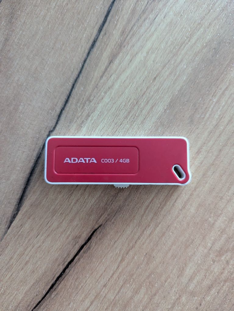 USB-накопичувач флешка ADATA 4 GB