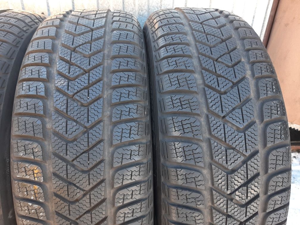 4 szt 215/65 r 16 Opony zimowe Pirelli Sottozero 3