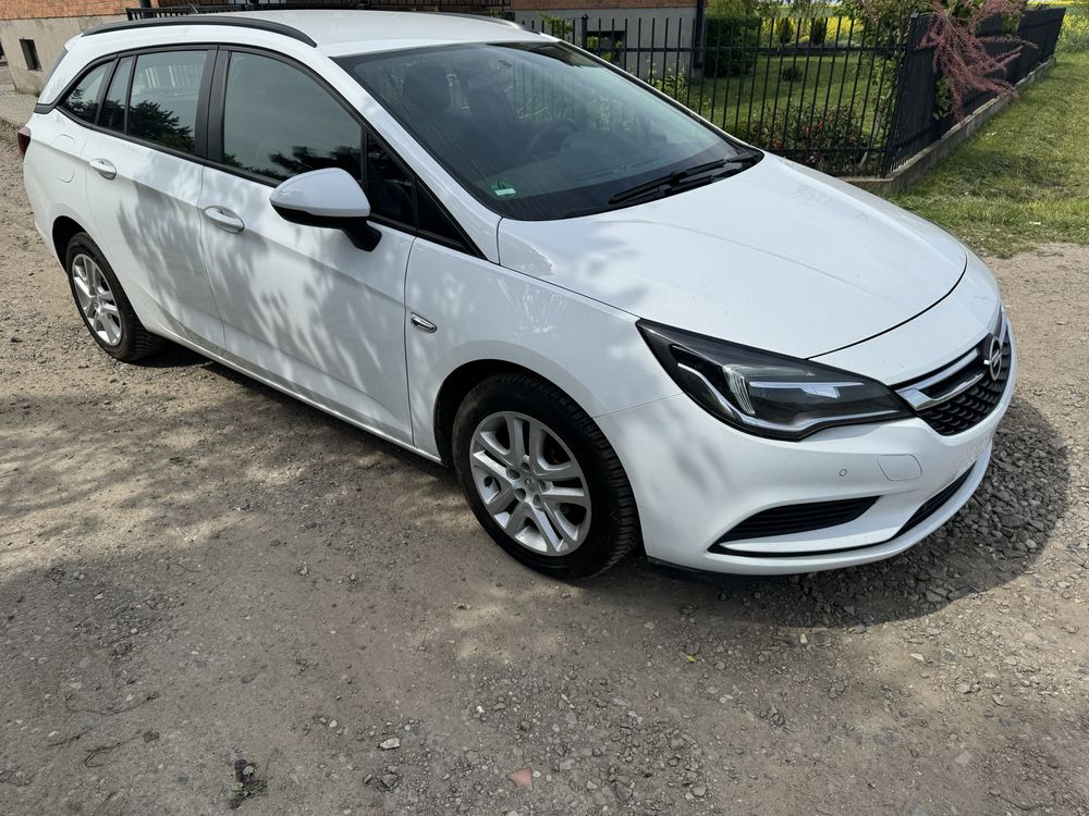 Opel Astra K 1.6 cdti 2016rok