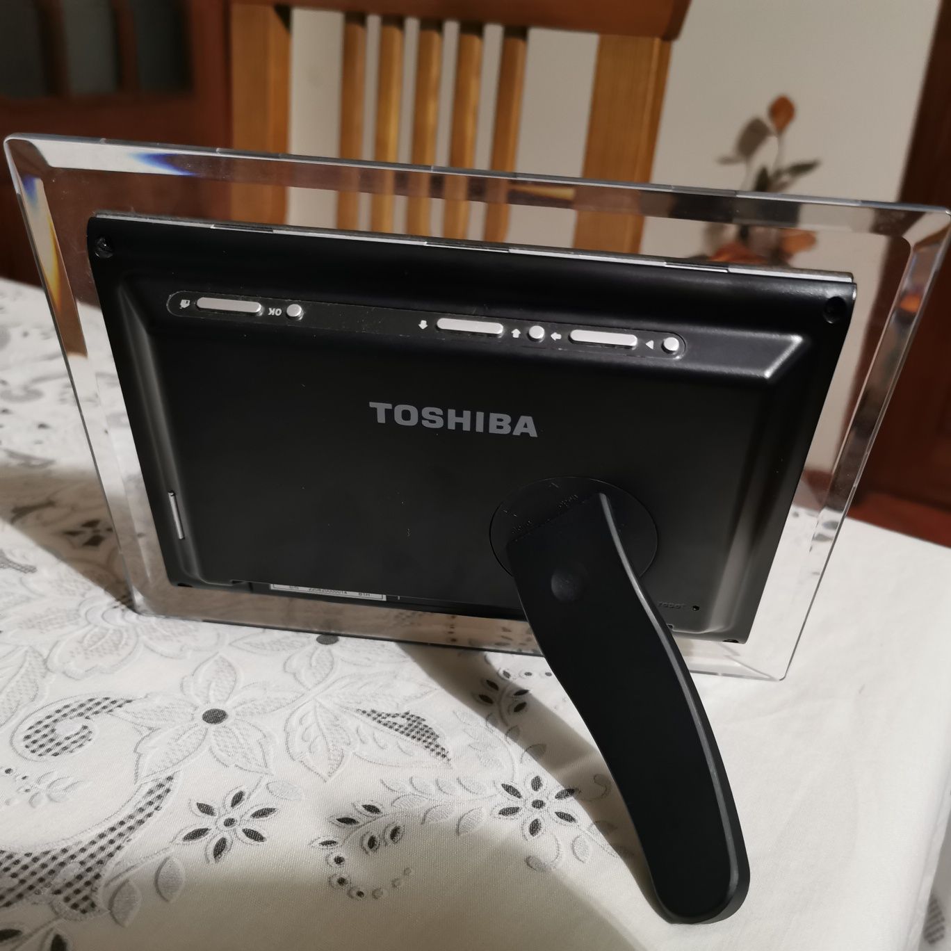 Moldura digital Toshiba