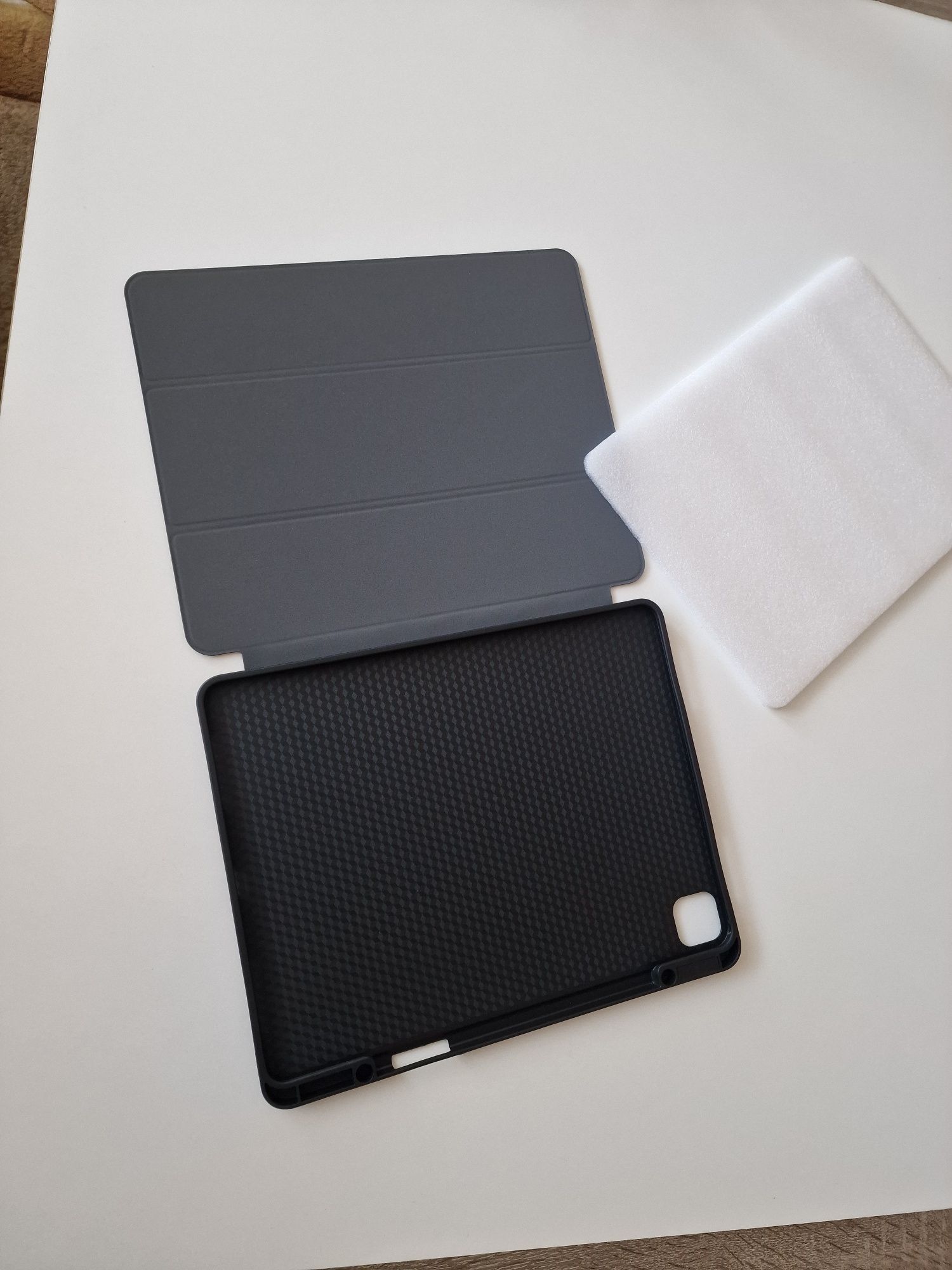 Etui Apple iPad 13"