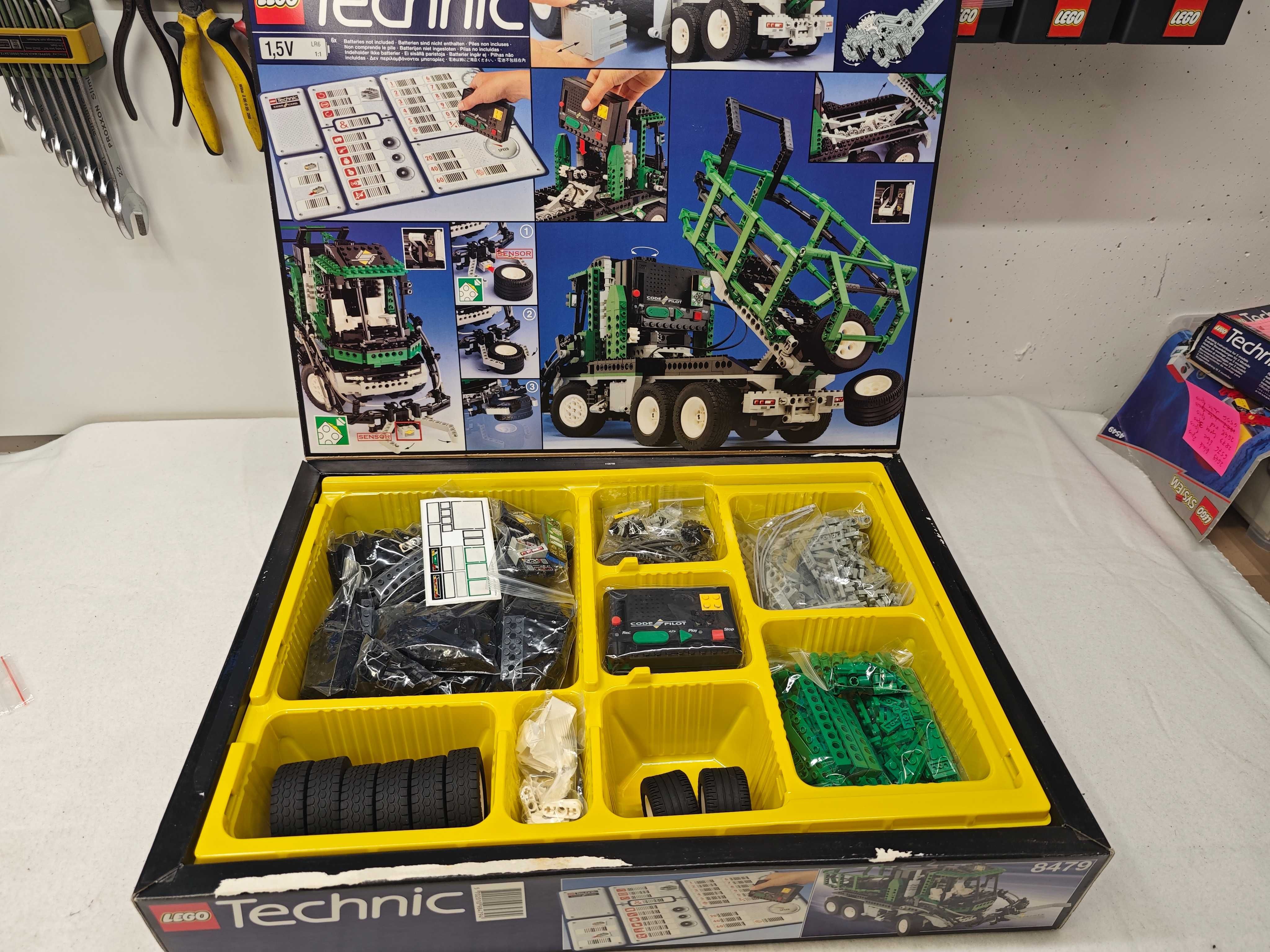 Lego Technic 8479 "Barcode Multi-Set"; 1997; [163]