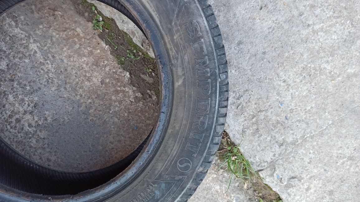 Продам скати 195/65 r15.