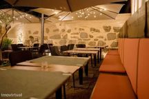 Restaurante no coraçao do Porto
