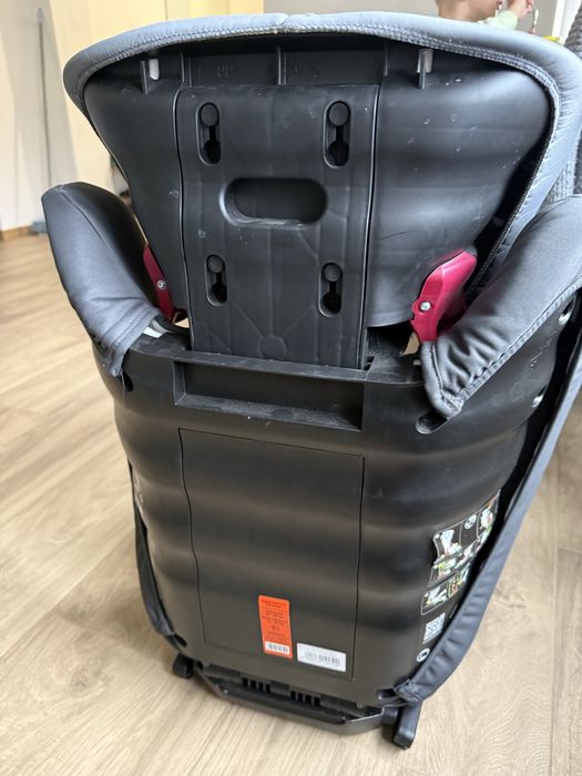 Автокрісло Britax Romer Kidfix SL Black Storm Grey Isofix