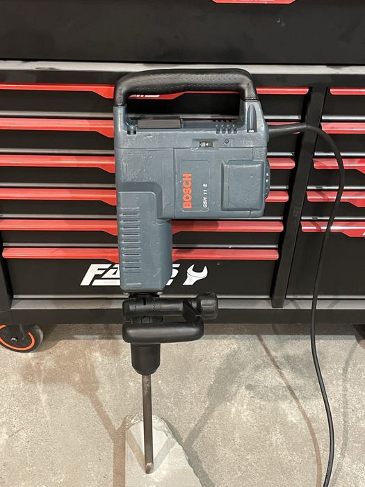 Bosch GSH 11E Professional (wysyłam film z pracy młota na życzenie)