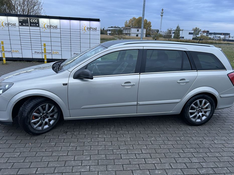 Opel Astra H Kombi 2005r