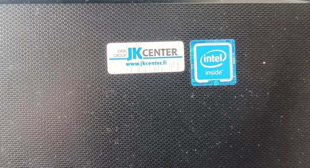 Asus X751 17.3 під ремонт.Великий екран. CPU Intel. Ram:8gb HDD:1000gb