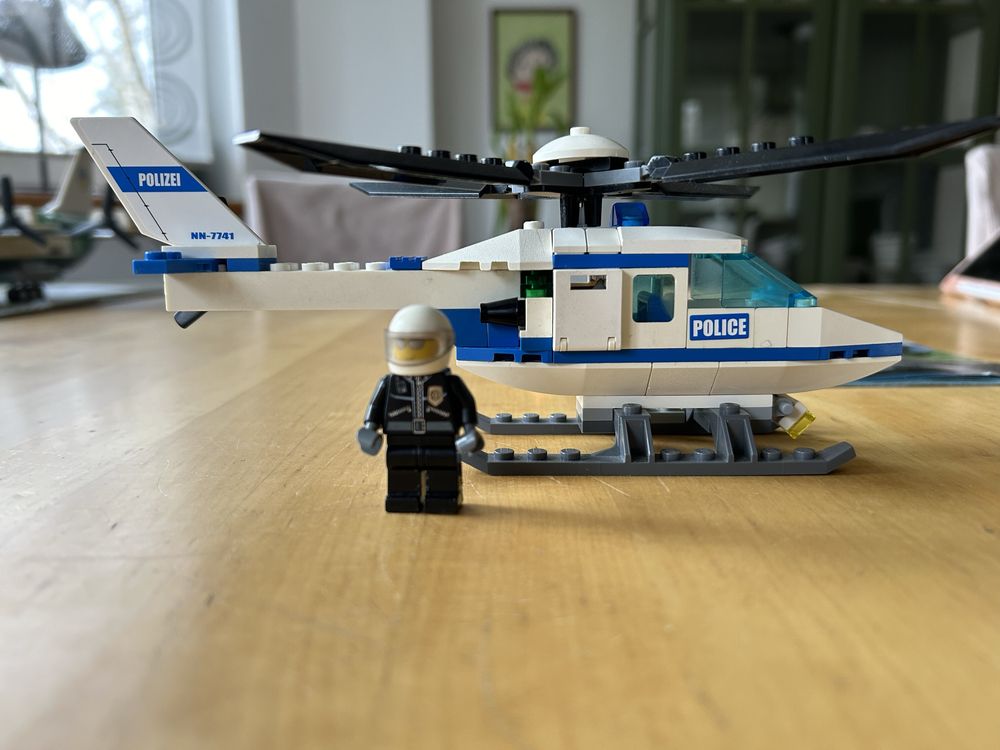 Lego city 7741 helikopter policyjny