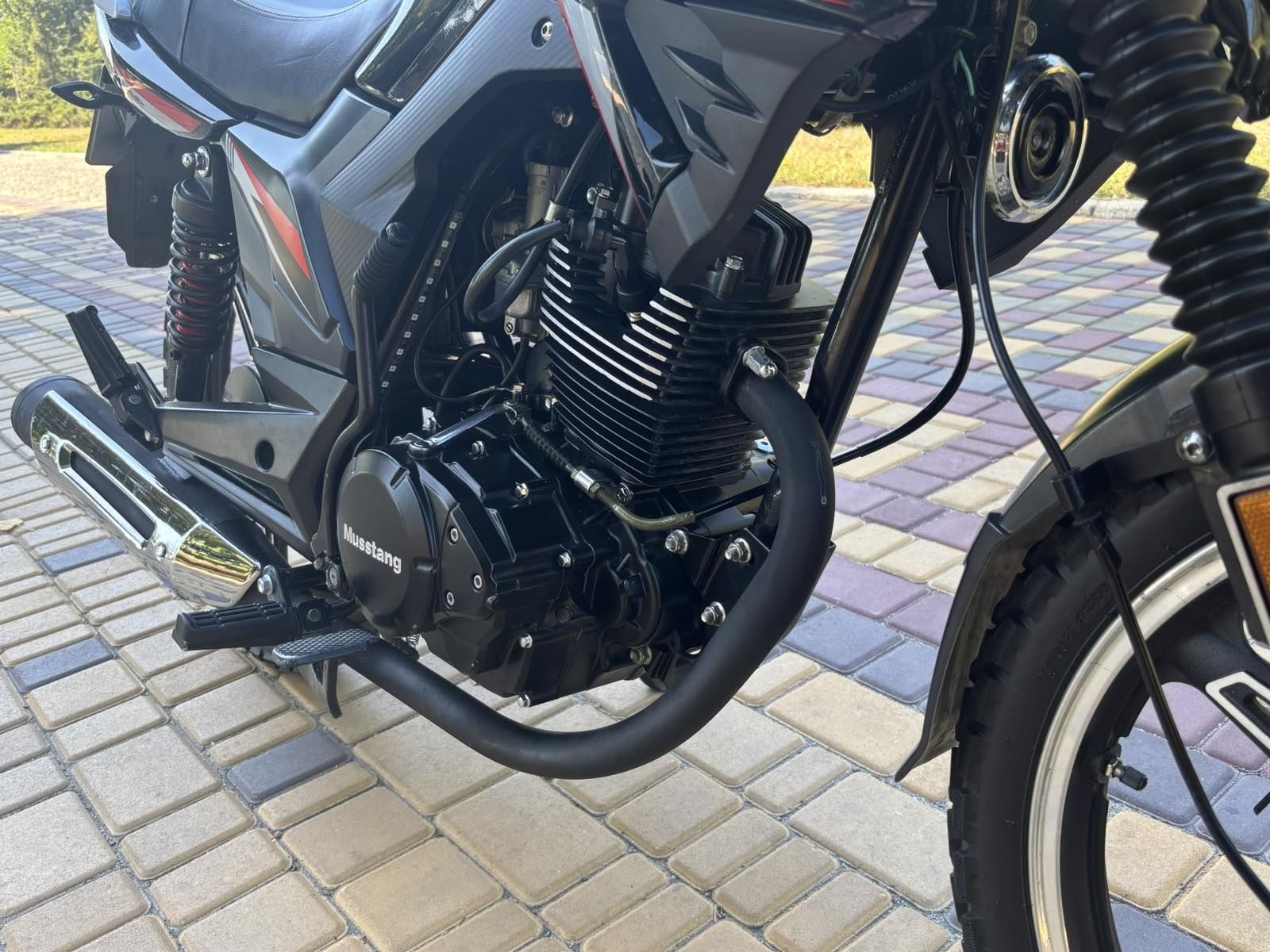Продам  Musstang МТ 200-8