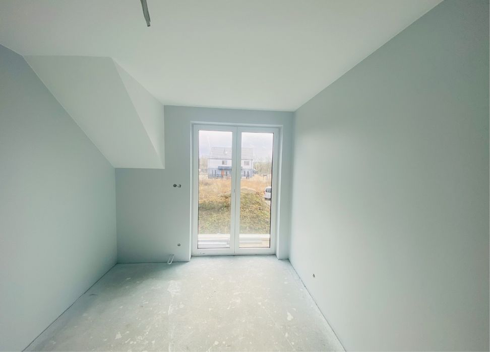 Remont / Szpachlowanie / Malowanie