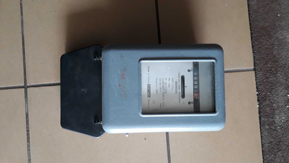 Licznik energii trójfazowy