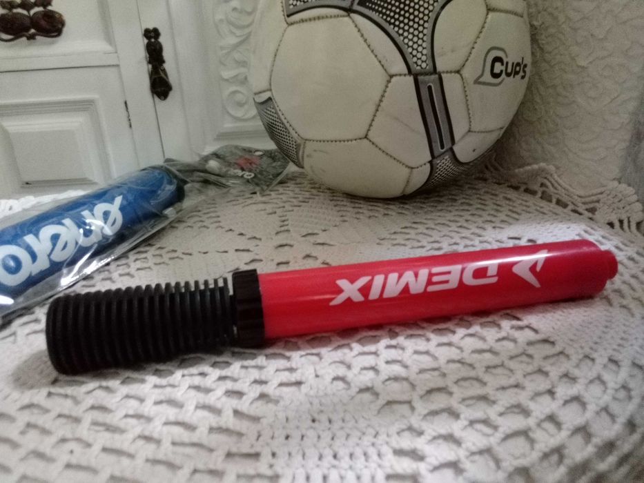 GRATIS piłka nożna do gry pompki do pompowania piłki