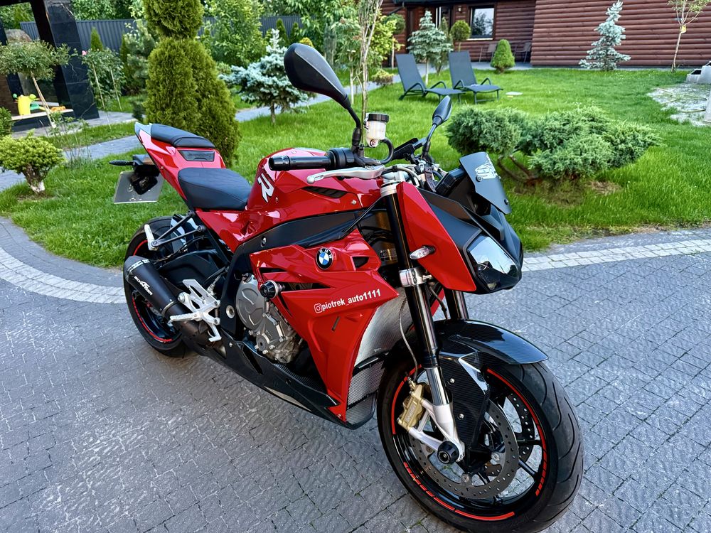 Продам BMW S1000R