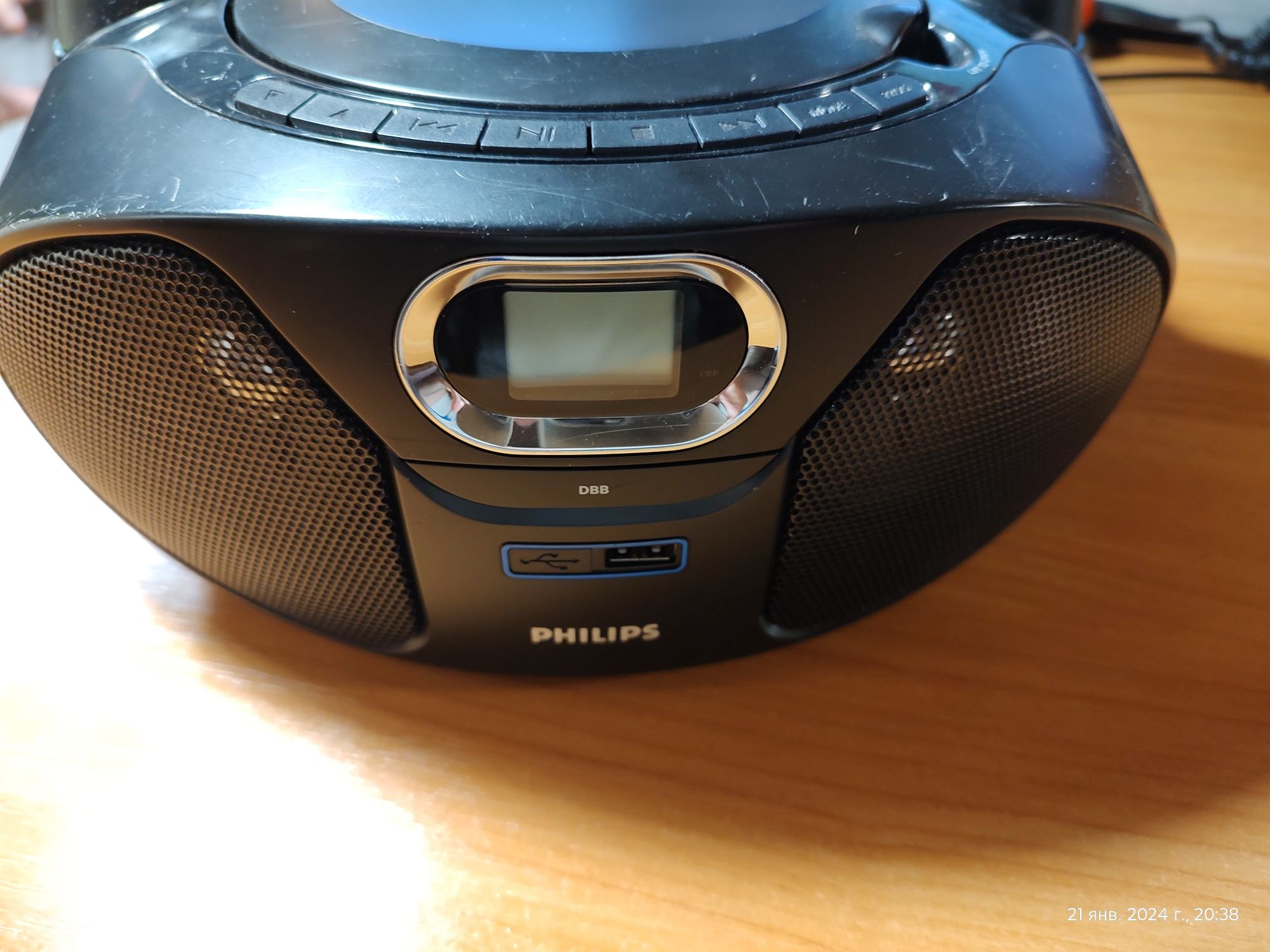 Магнитола (Радио+CD+USB) Philips AZ382/12