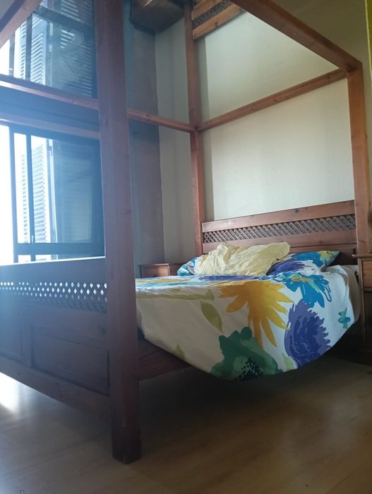 Cama Queen Size de Design Exclusivo