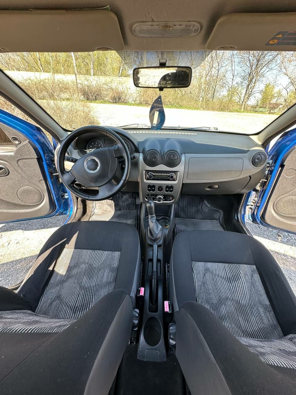 Dacia Sandero,Renault,Кондиціонер.
