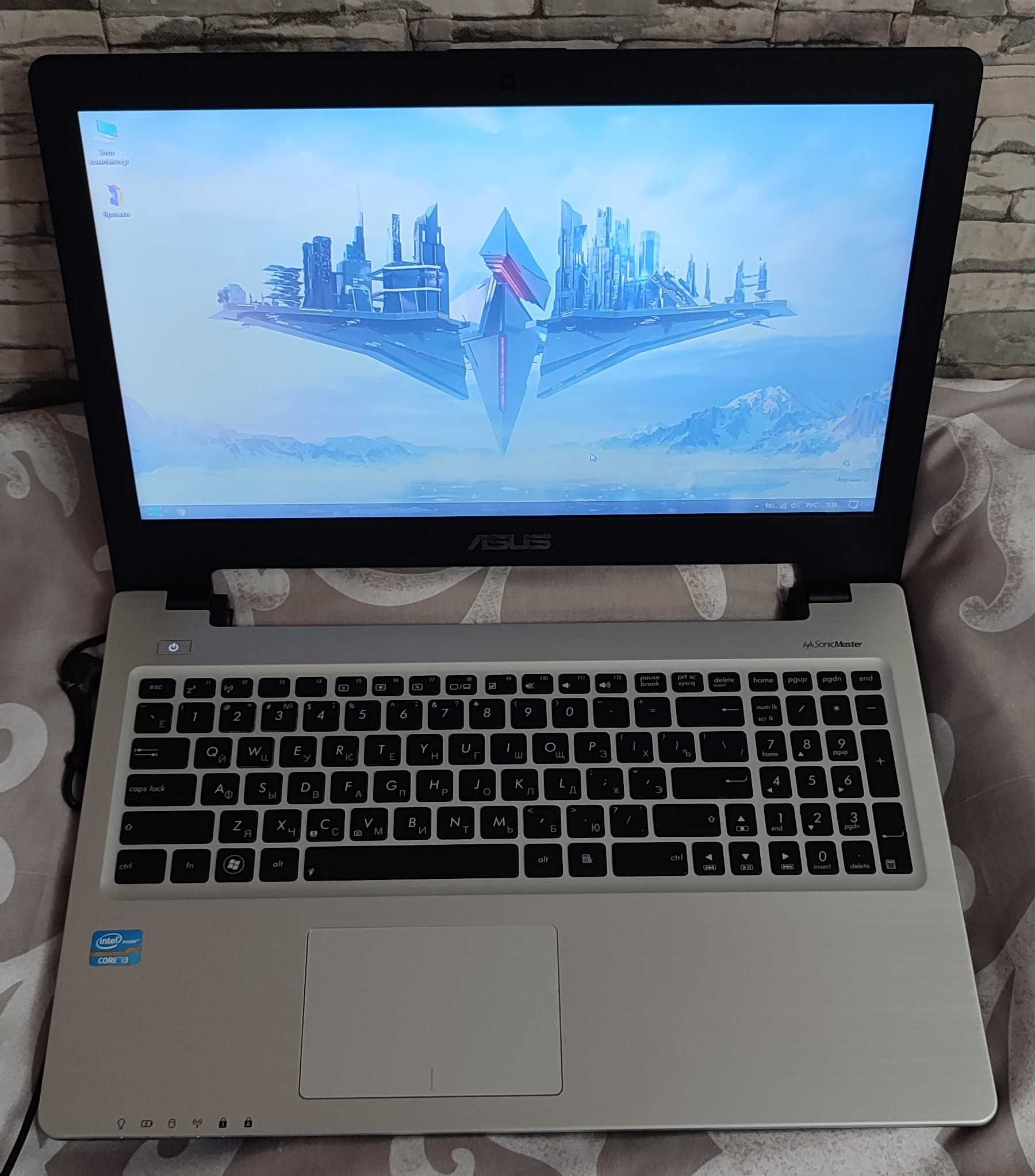 Ігровий ноутбук Asus K56CM в доброму стані