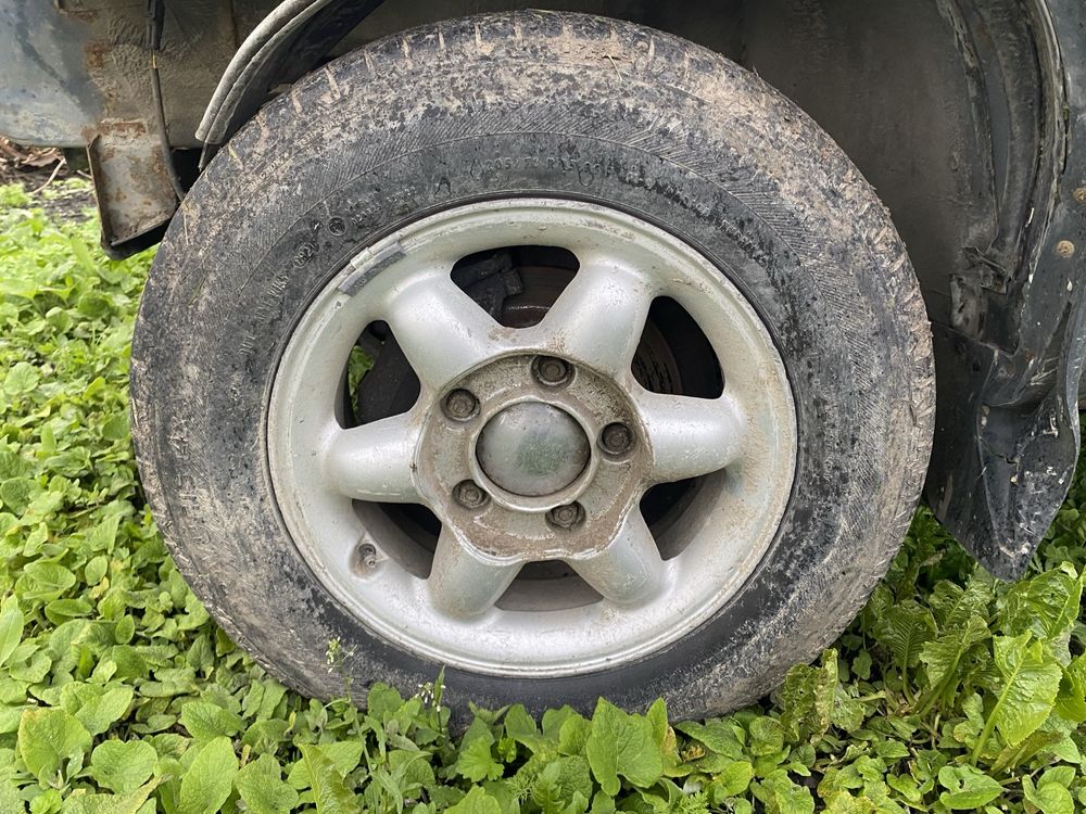 Запаска колеса диски нива Niva шевроле R15