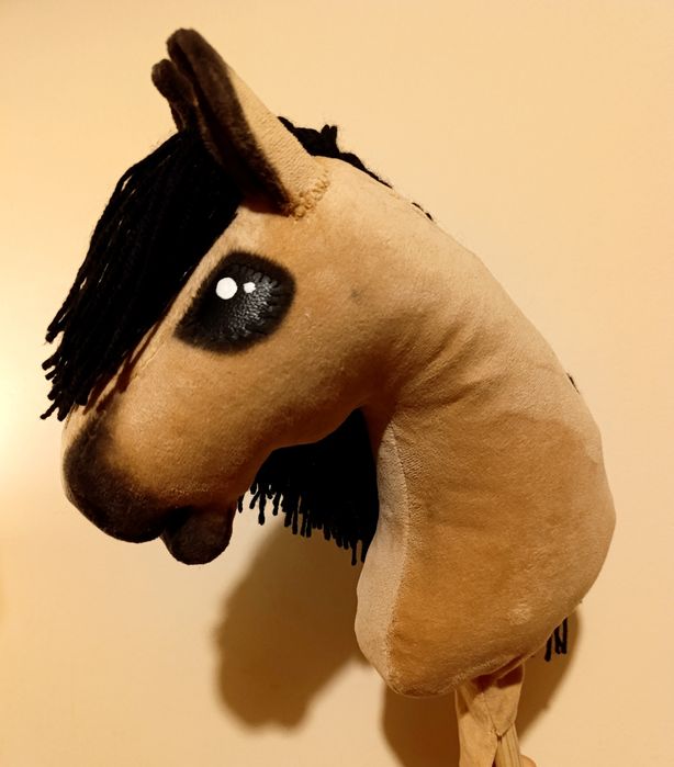 Hobby horse A4, izabelowaty, nowy