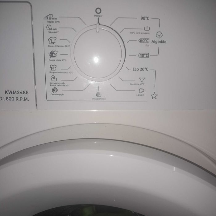 Máquina de lavar roupa KUNFT