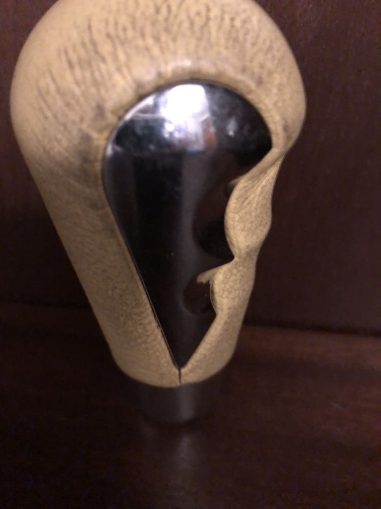 Manete moca mudanças amarela
