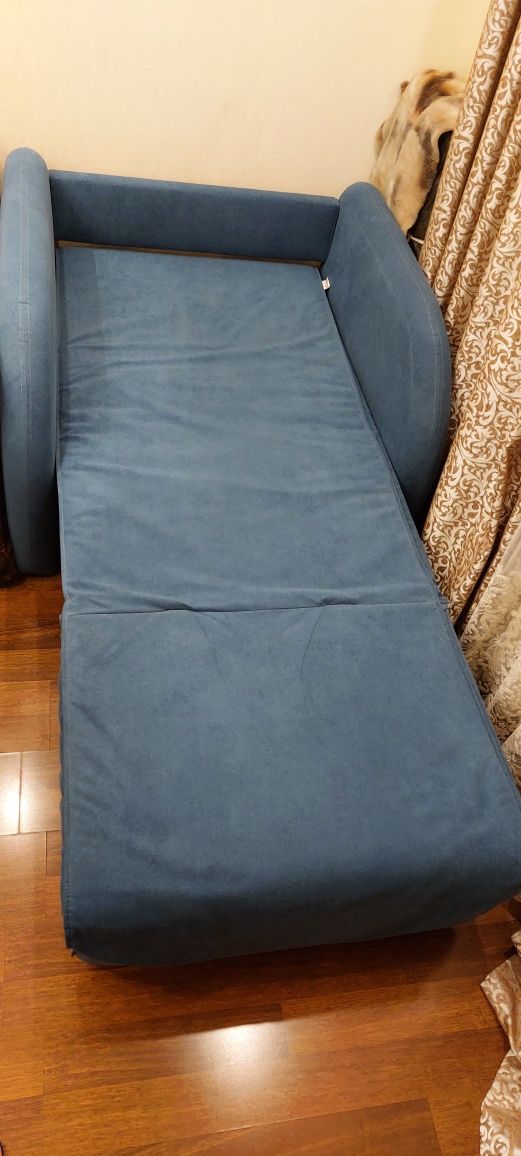 Кресло- кровать очень удобное в идеальном состоянии