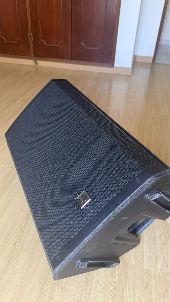 ZLX 15BT 1000w powered speaker