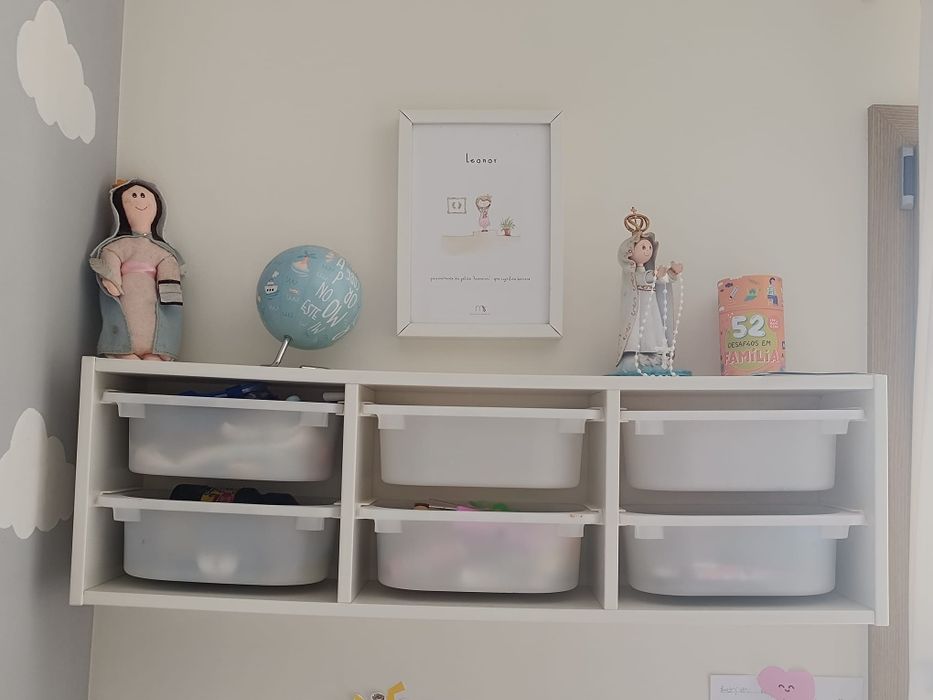 Estante Ikea com 6 gavetas